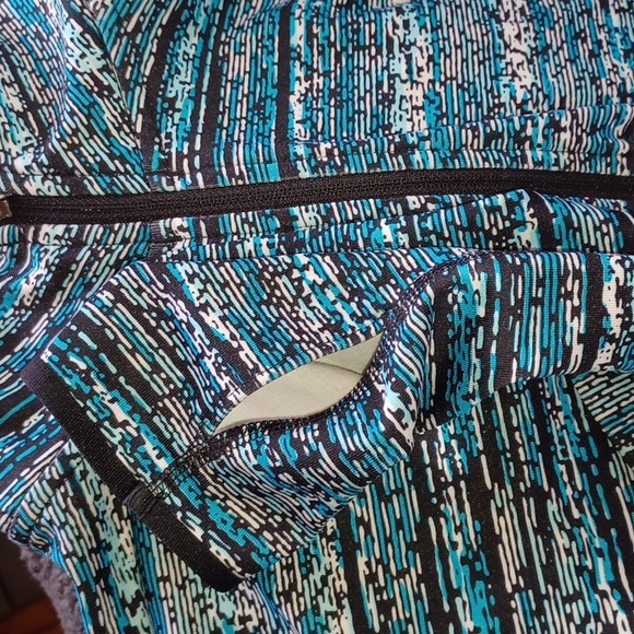 😀3/$12  NikePro  3/4 zip jacket - Picture 7 of 8